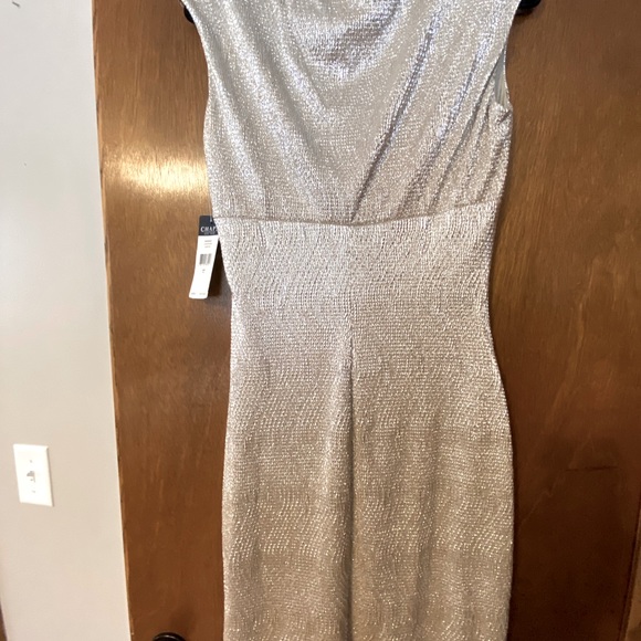 Chaps Size 8 Woman’s Dress. Sleeveless, Knee Length, V-neck. Color is Gold. - Picture 5 of 5